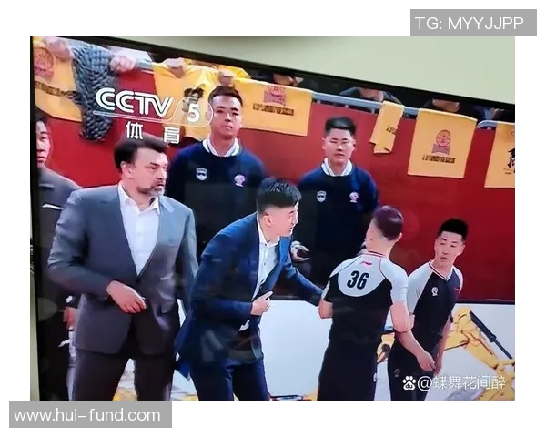 任骏飞领衔球队奋战赛季展现篮球才华与团队精神的完美结合