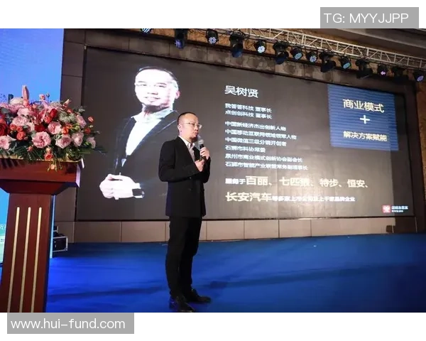 李添荣的奋斗历程与人生哲学探讨：从普通青年到行业领军人物的蜕变之路