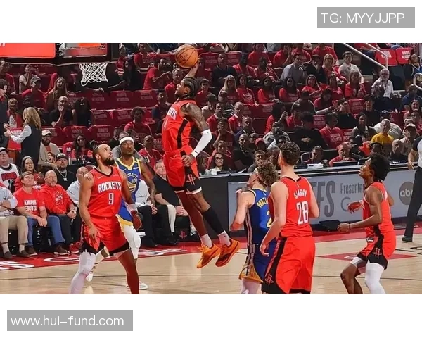 火箭队与勇士队激战三月二十九日赛季巅峰对决精彩回顾