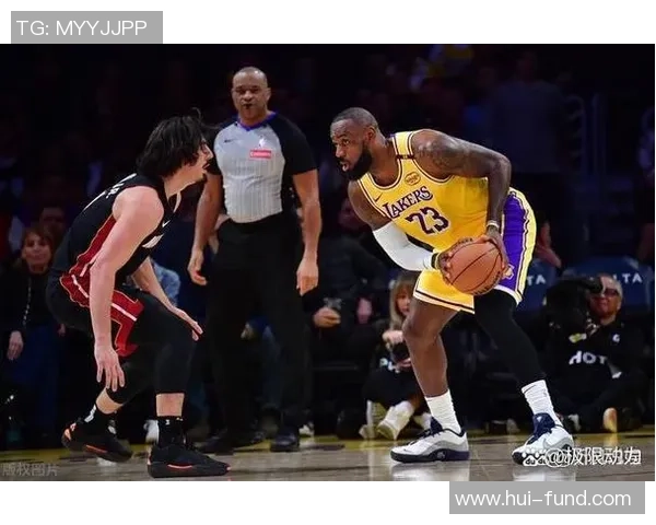 湖人对阵热火精彩对决回顾11月19日比赛亮点与精彩瞬间分析