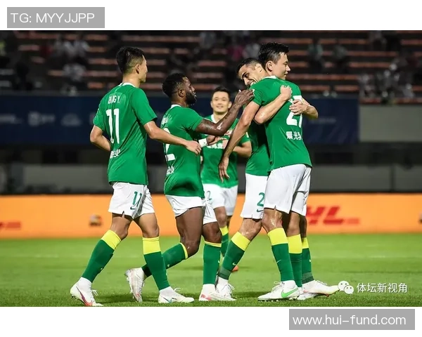 杭州足球队强势领跑城市联赛积分榜总积分达到65分引发关注